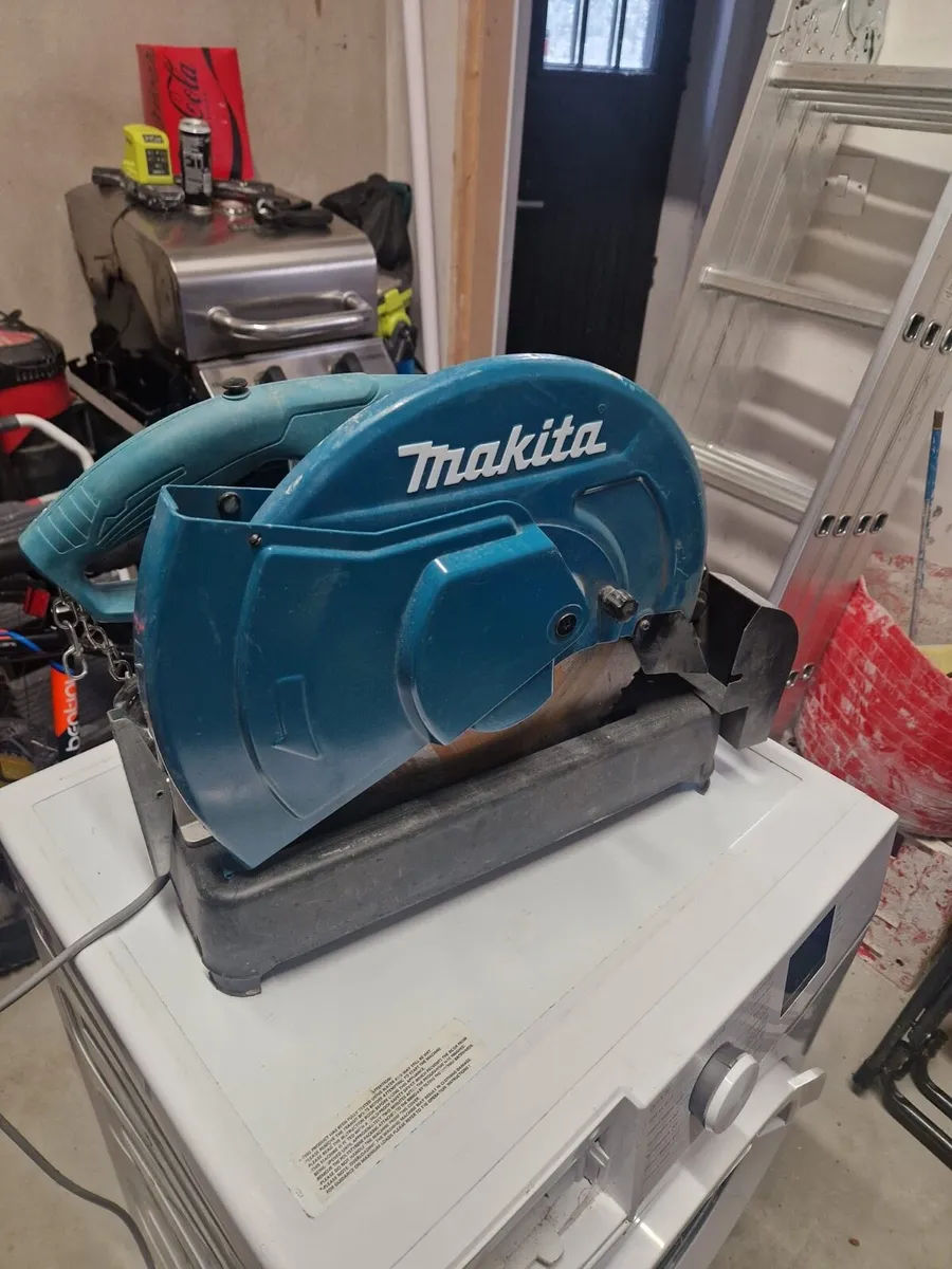 Makita Chop Saw 110v - Image 2
