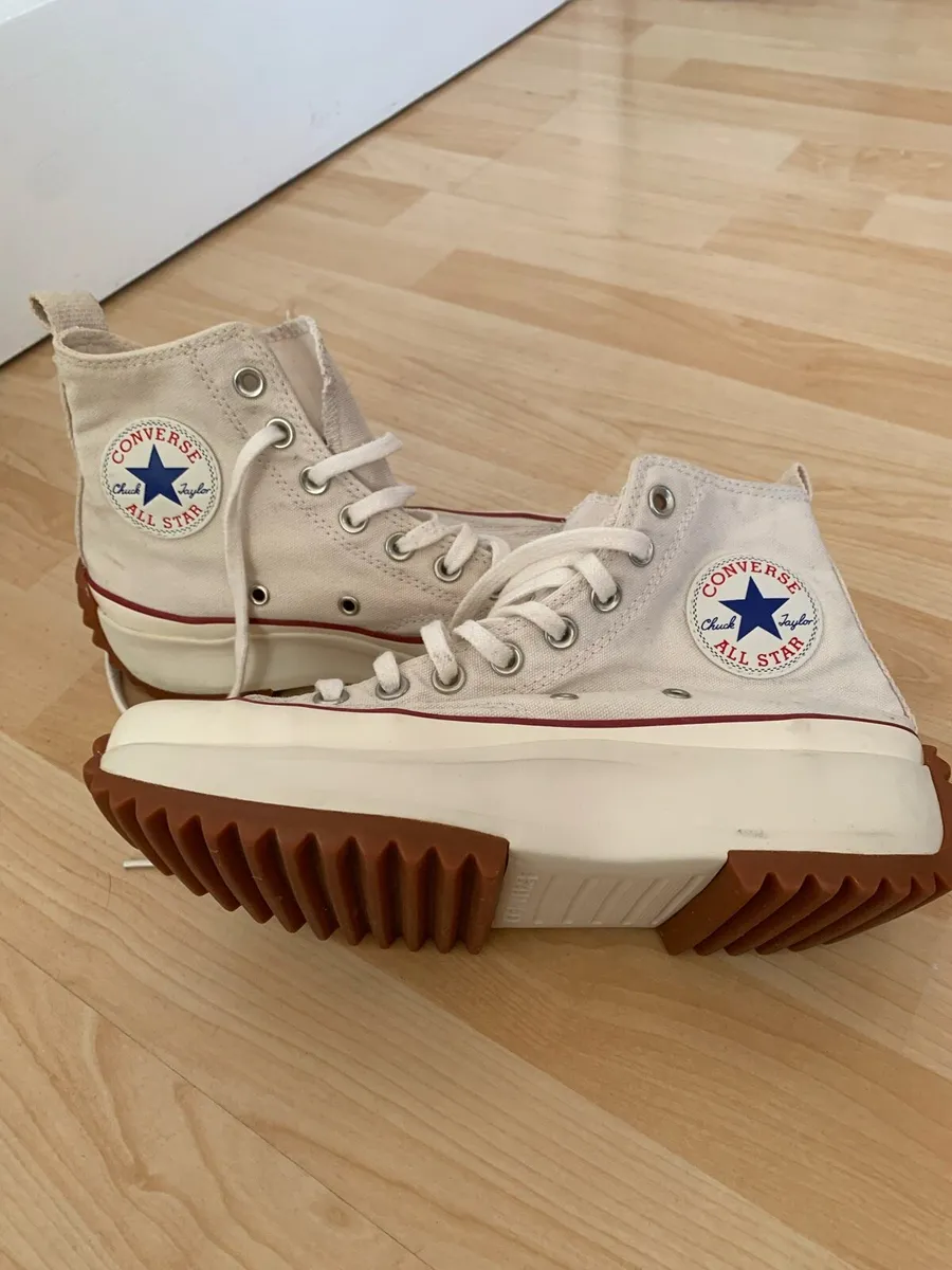 Converse Run Star Hike High tops – Size UK 6 - Image 1