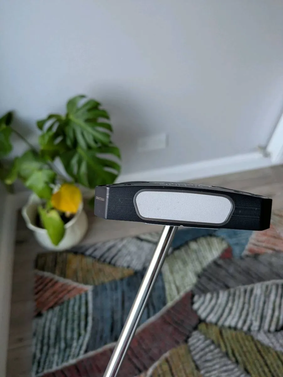 Odyssey Ai-ONE Square 2 Square Putter - Image 2