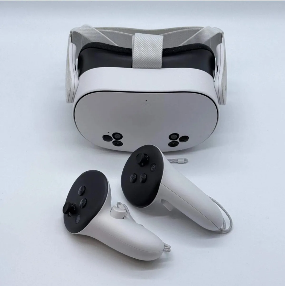 Meta Quest 3S - Image 1