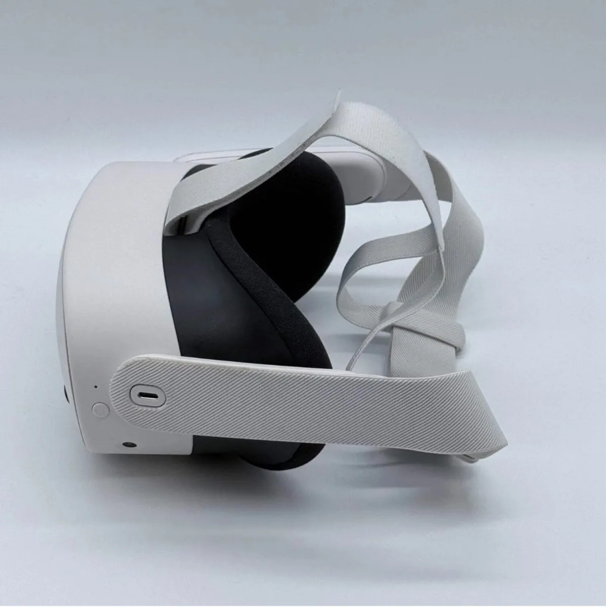 Meta Quest 3S - Image 4