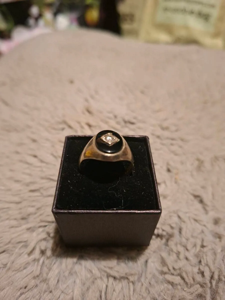 Men's Vintage Silver and Diamond ring - Image 2