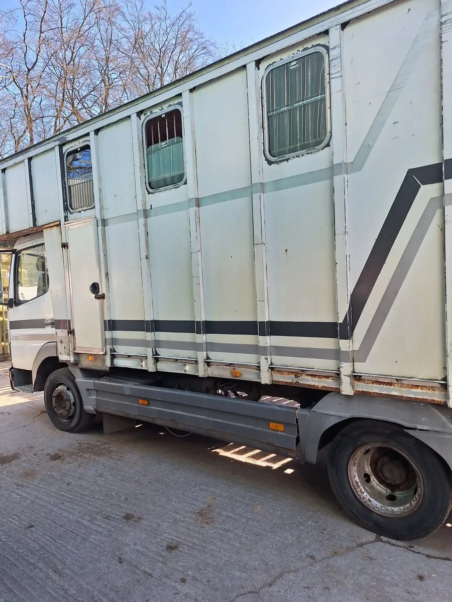Horse lorry - Image 4
