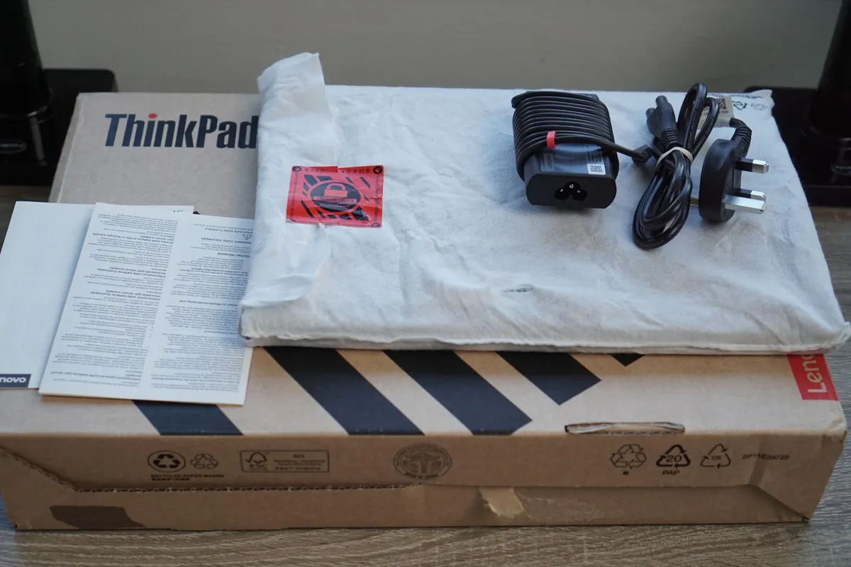 New Lenovo ThinkPad T14s Gen 4 | i5-1335U | 16GB - Image 3