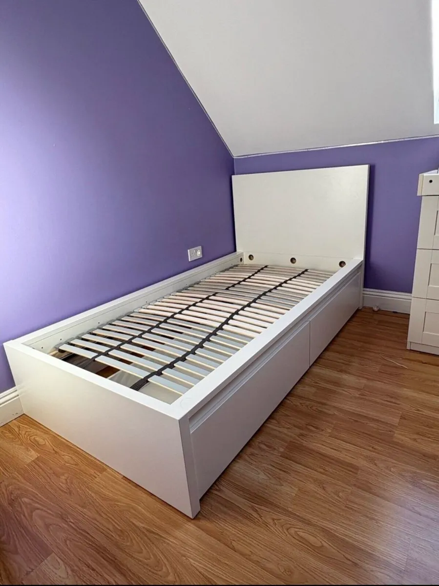 Malm single bed with 2 storage drawers - Image 1