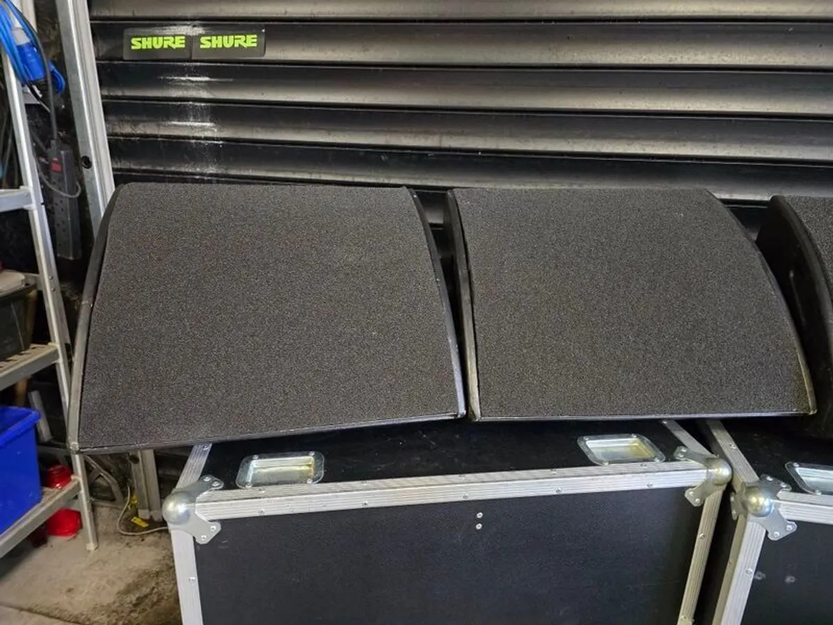 D&B Max 15 monitors with D6 amps - Image 2