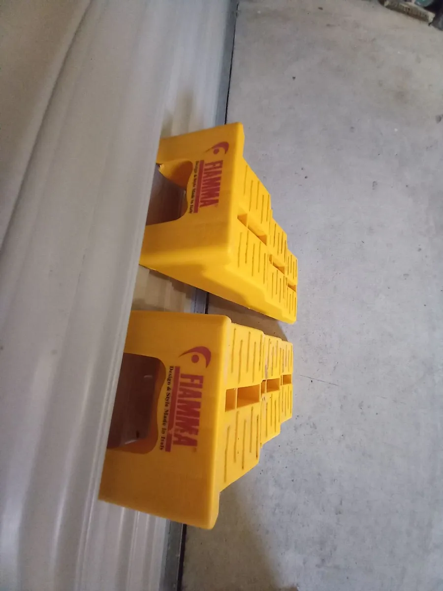 Camper van levelers - Image 3