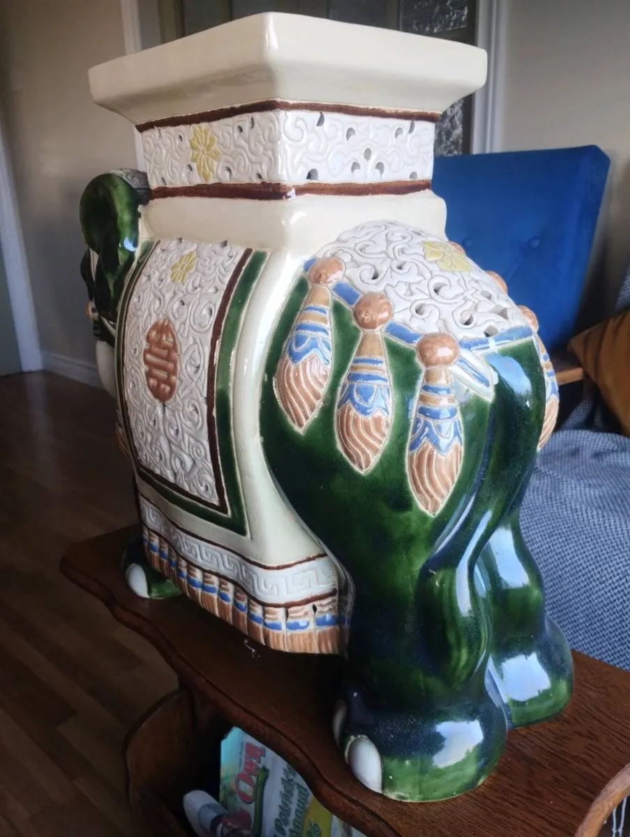 Ornamental elephant plant stand - Image 3