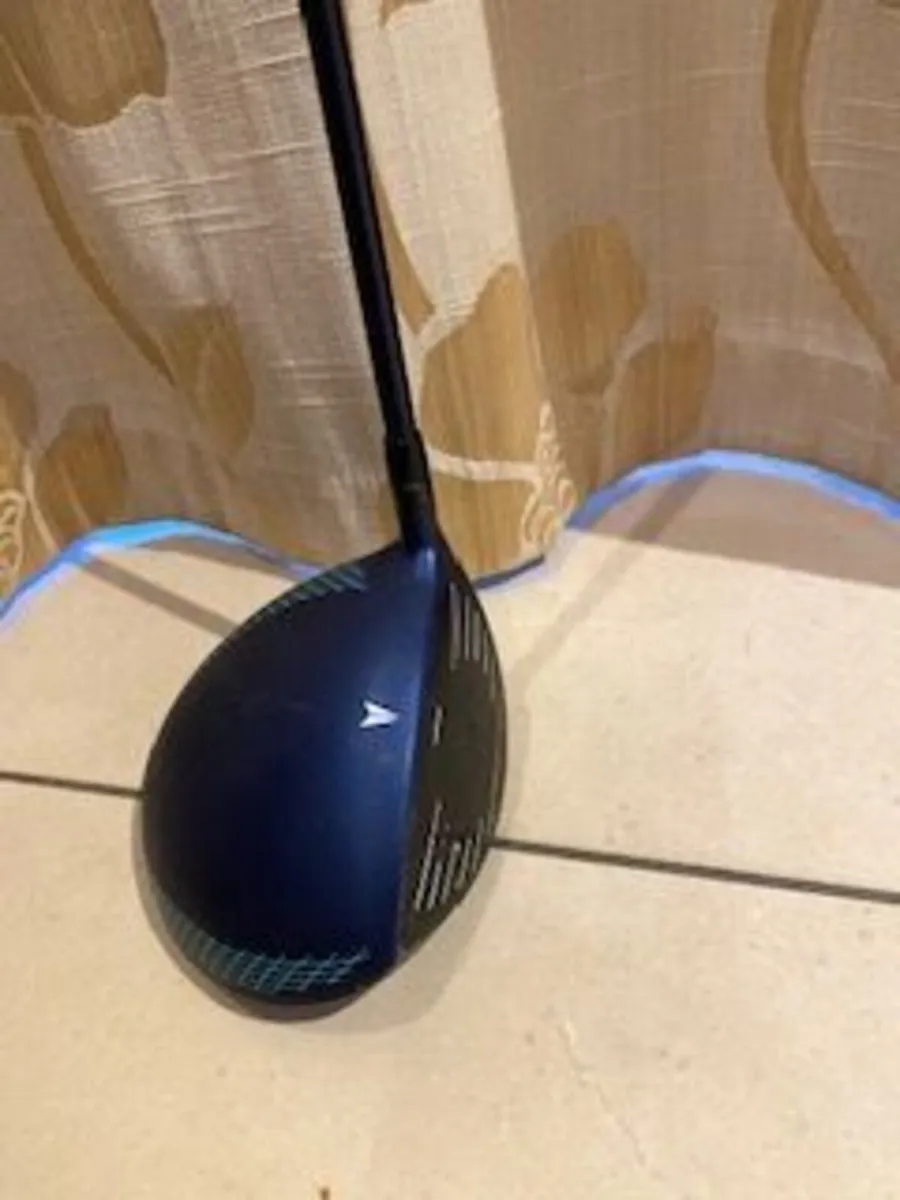 Golf driver-Ladies.  Free to collect. - Image 2