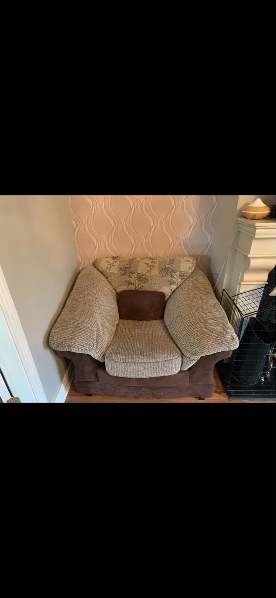 Couch - Image 1