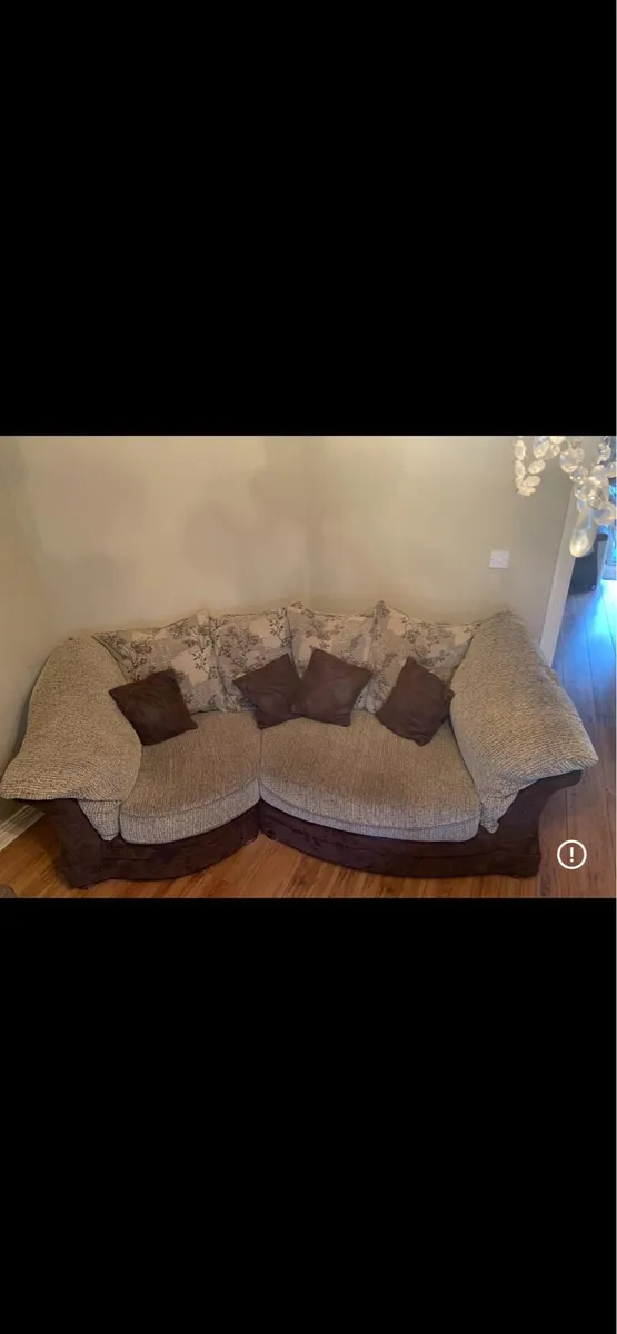 Couch - Image 3