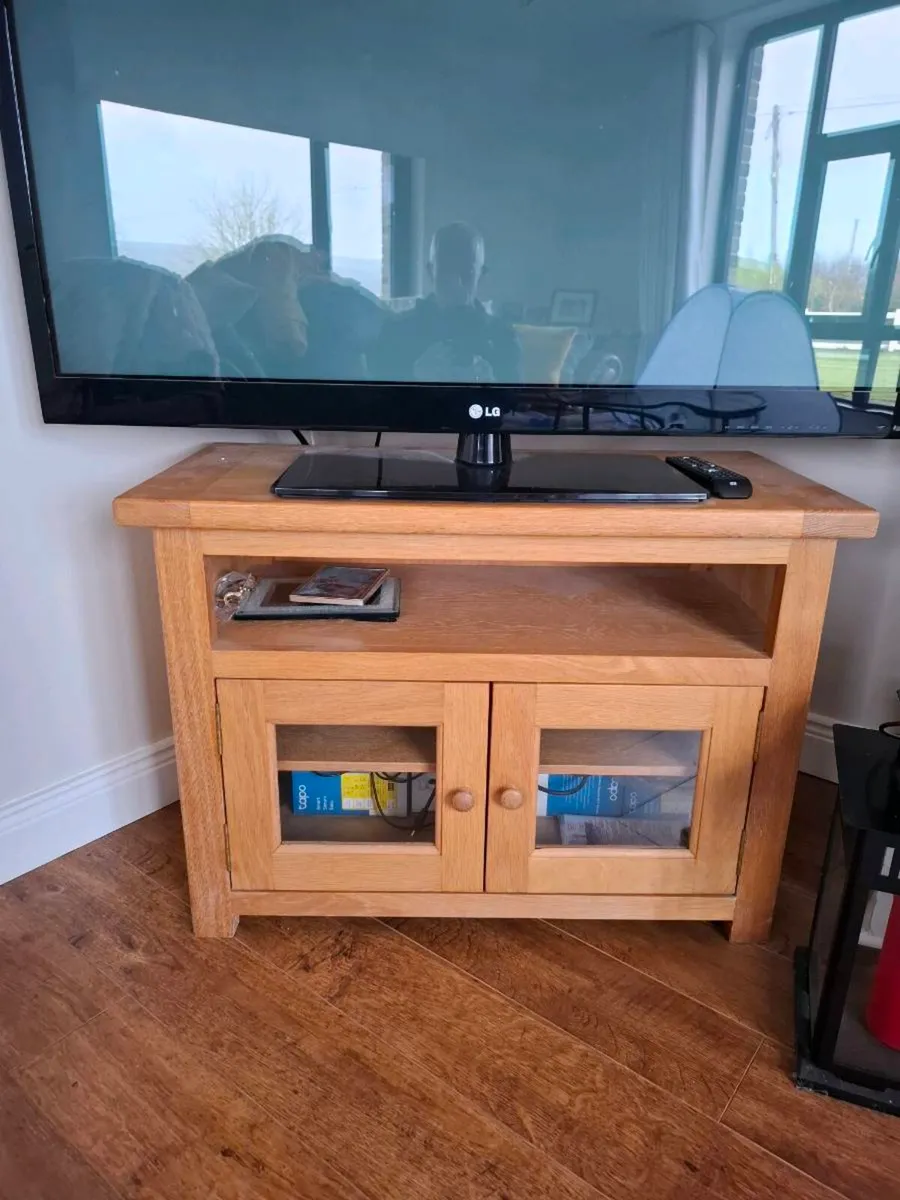 TV Unit