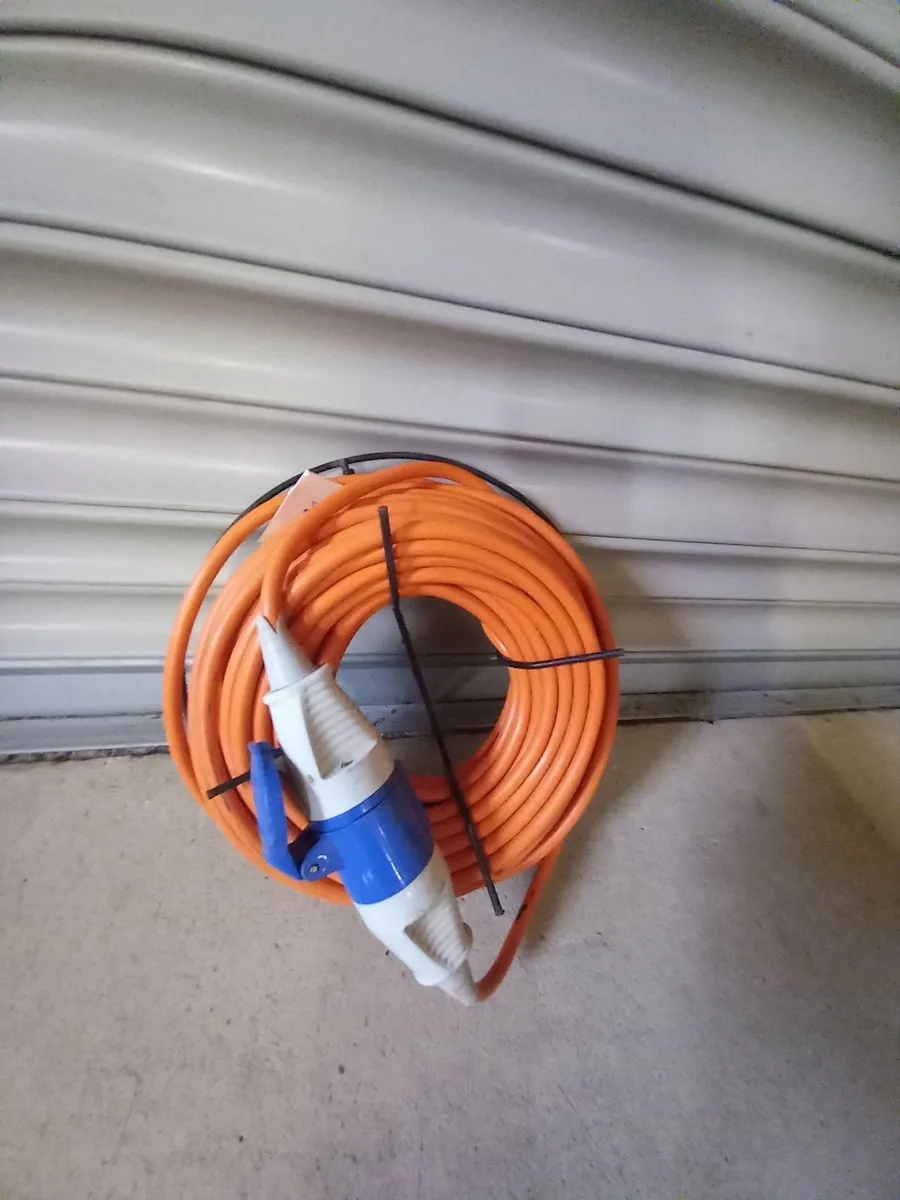 25 meter camping lead