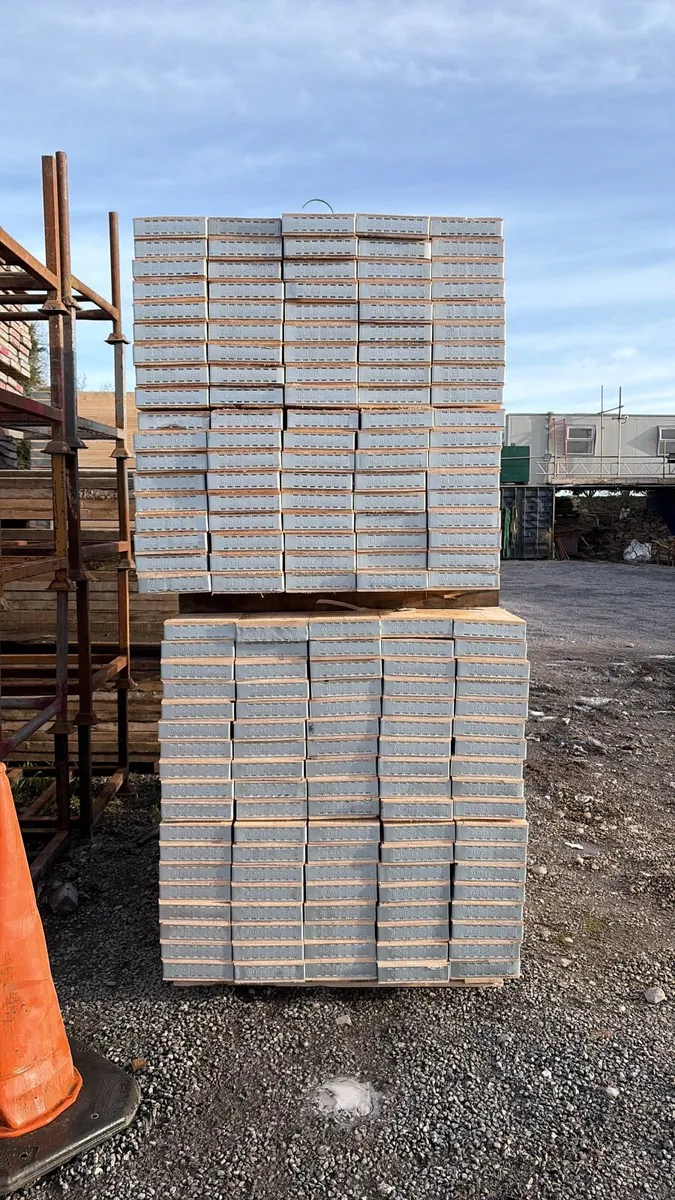 Scaffolding boards - Image 4