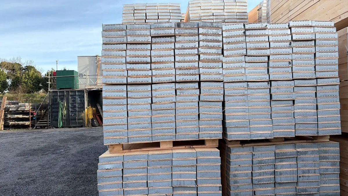 Scaffolding boards - Image 3