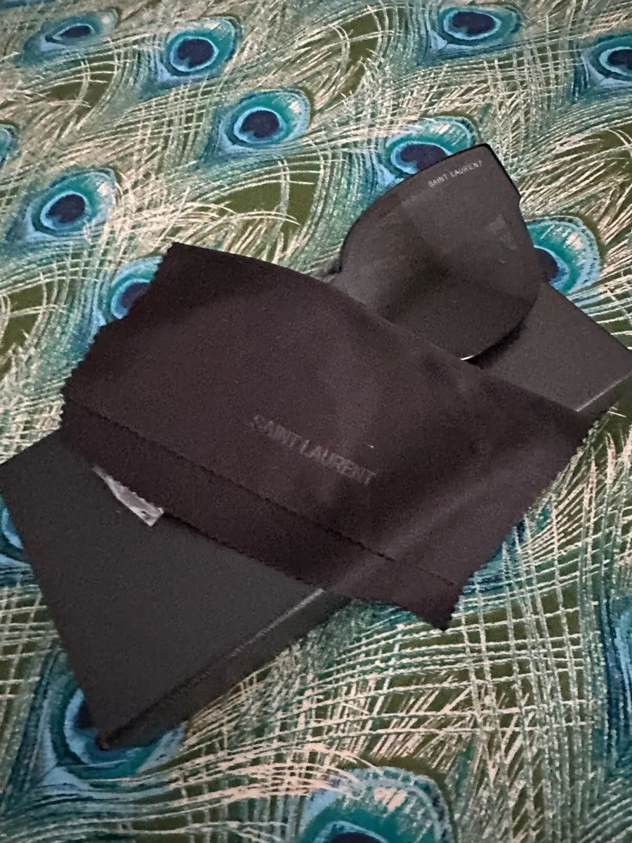 Saint Laurent sunglasses - Image 4