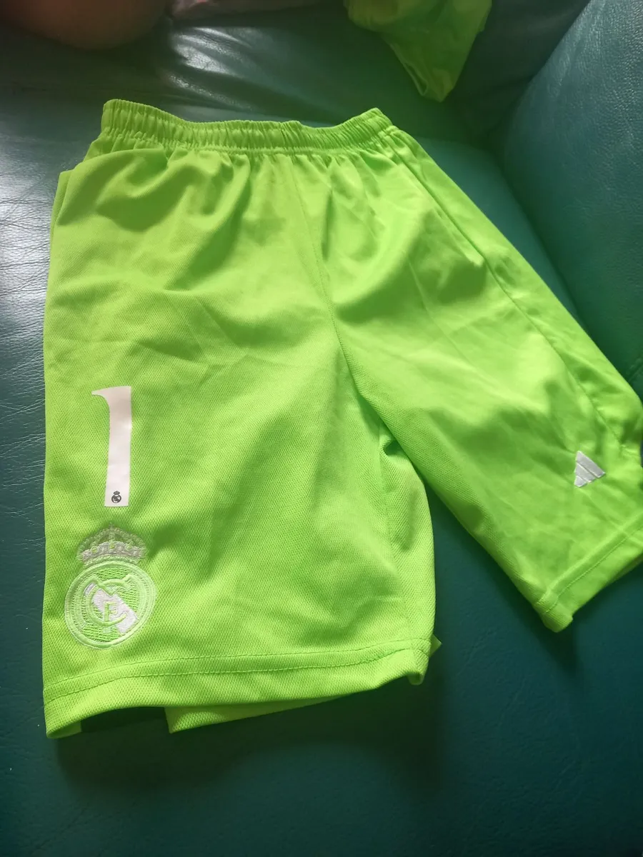 Kids socer kit - Image 1