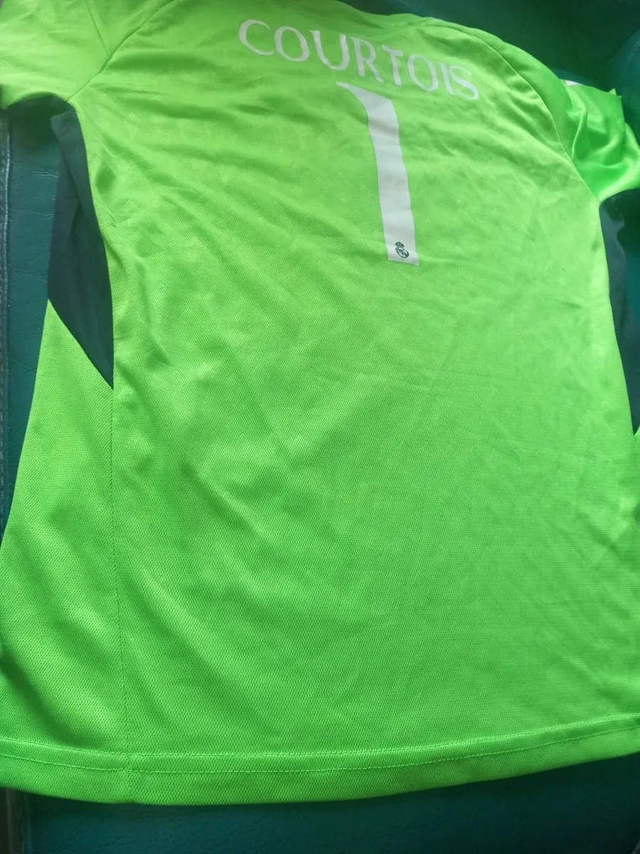 Kids socer kit - Image 4