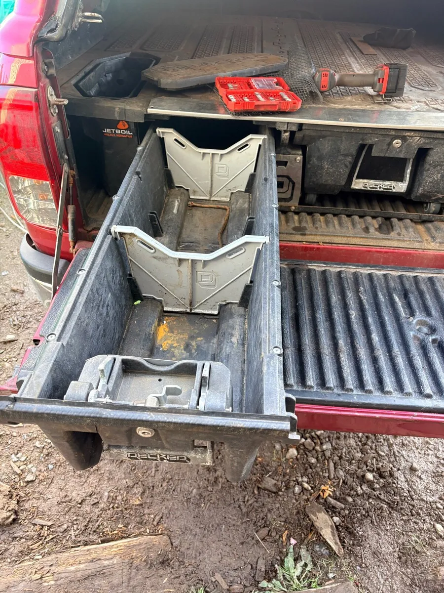 Toyota hilux DECKED TOOLBOX DRAWER SYSTEM - Image 3
