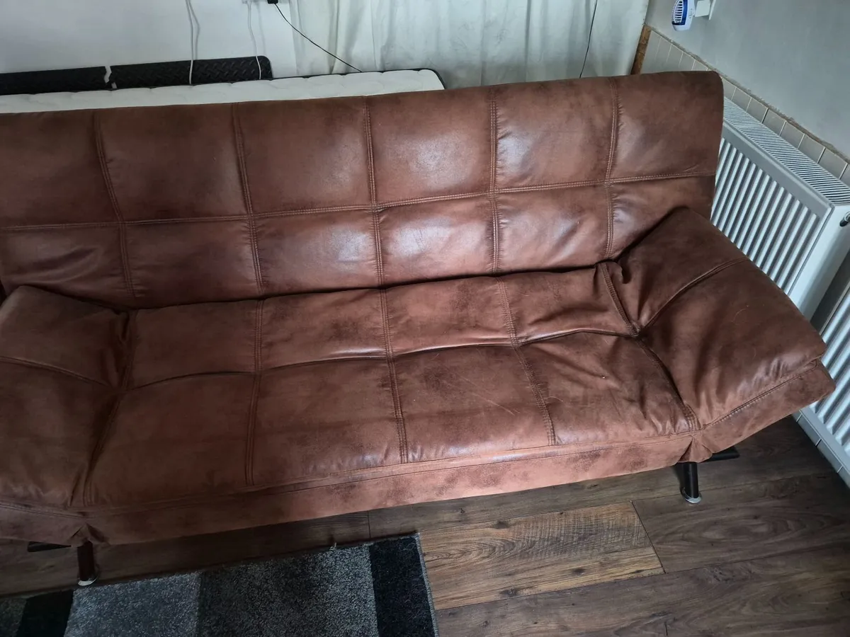 Bed settee - Image 1