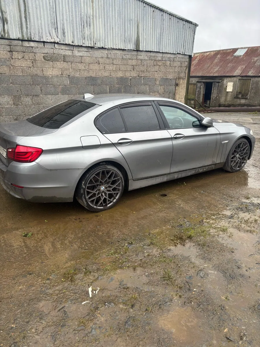 BMW 520d - Image 2