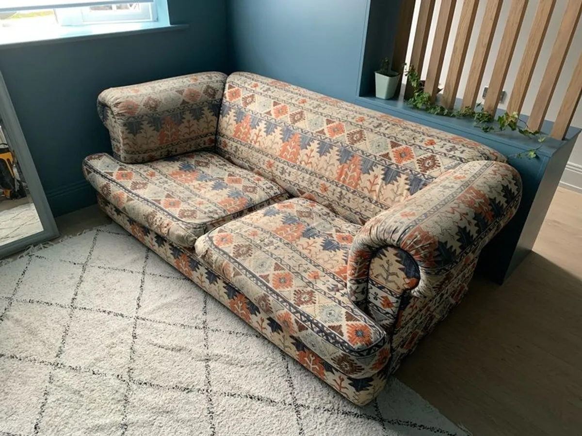 Tetrad Chesterfield Sofa (RRP 3000 Euro) - Image 3