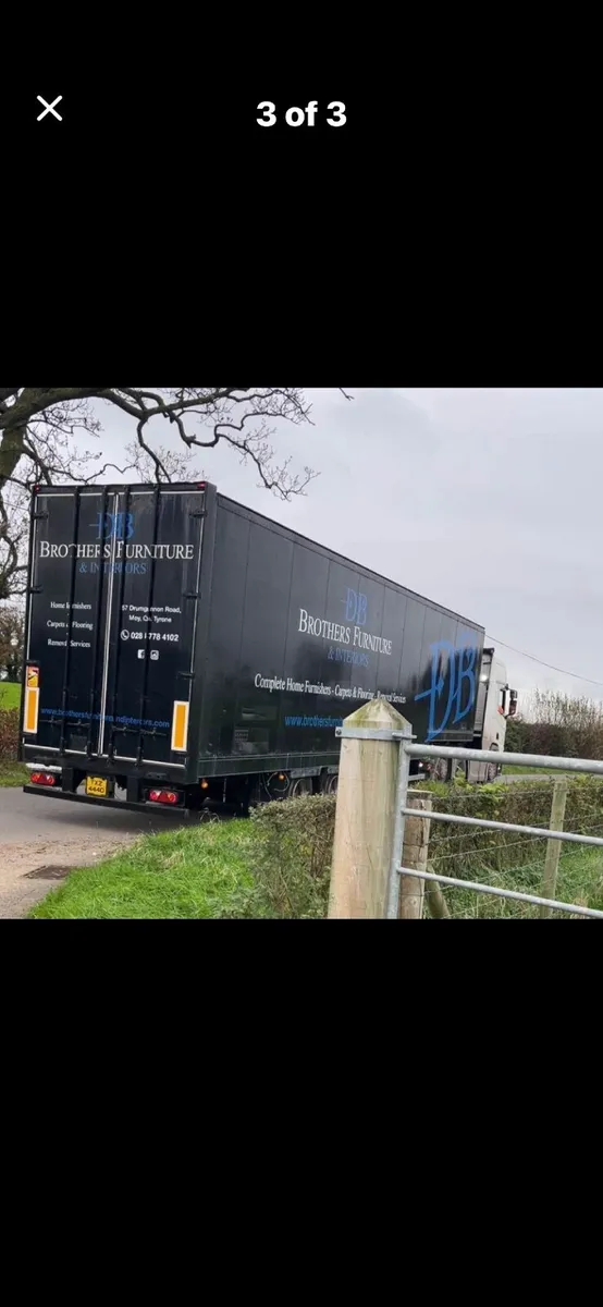 Lorry trailer - Image 1