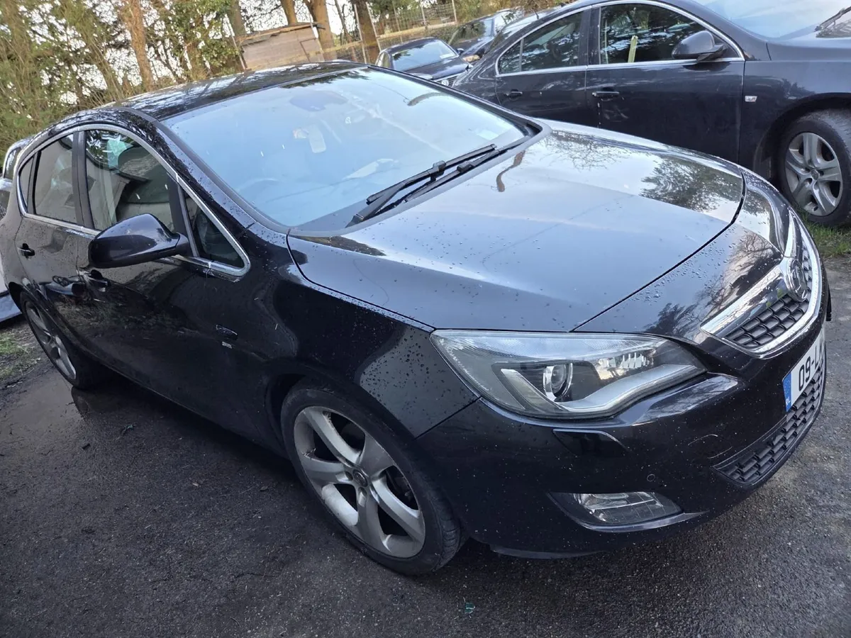 Opel  astra Opel insignia - Image 1