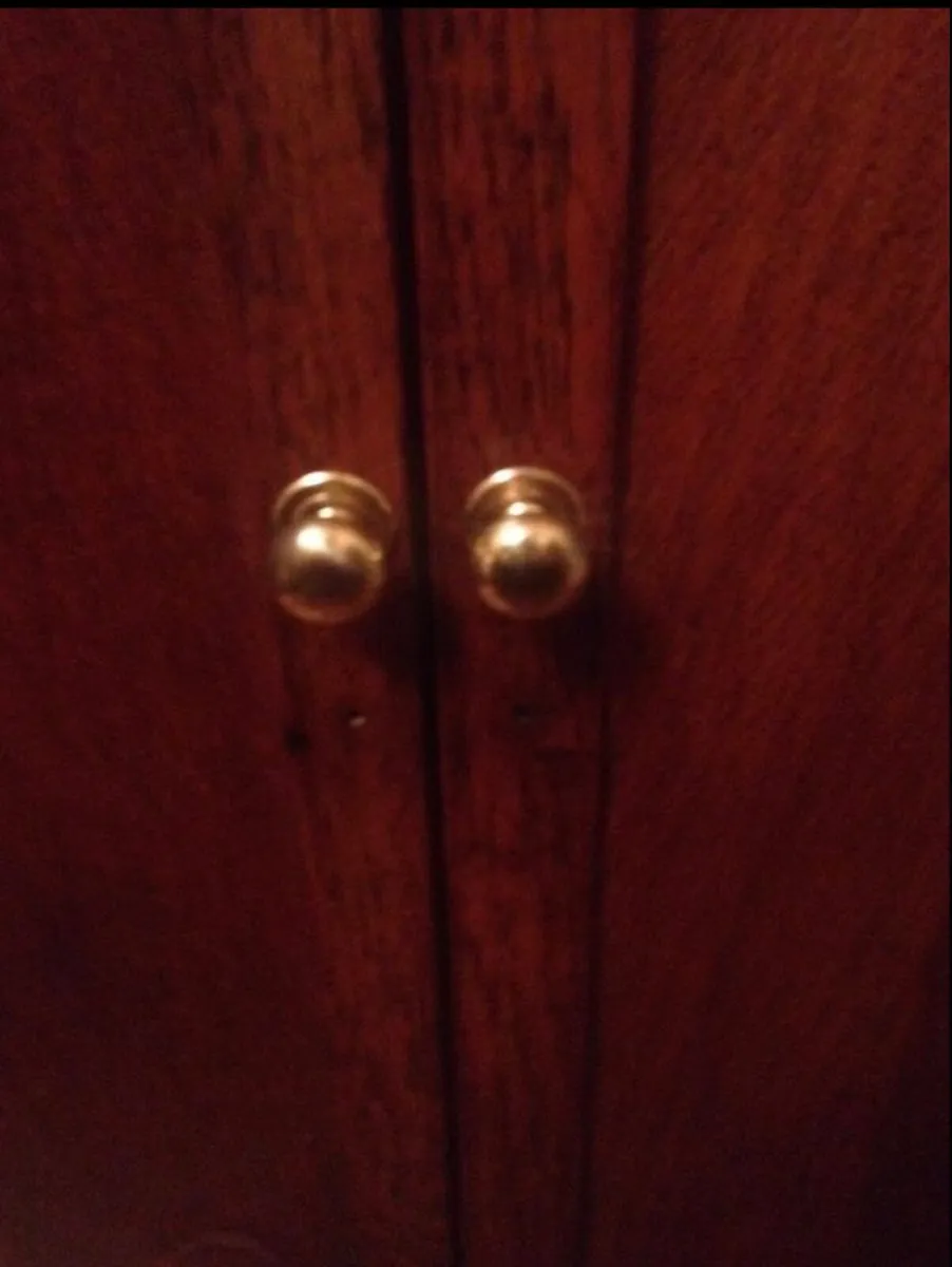 Oak cabinet - Image 3