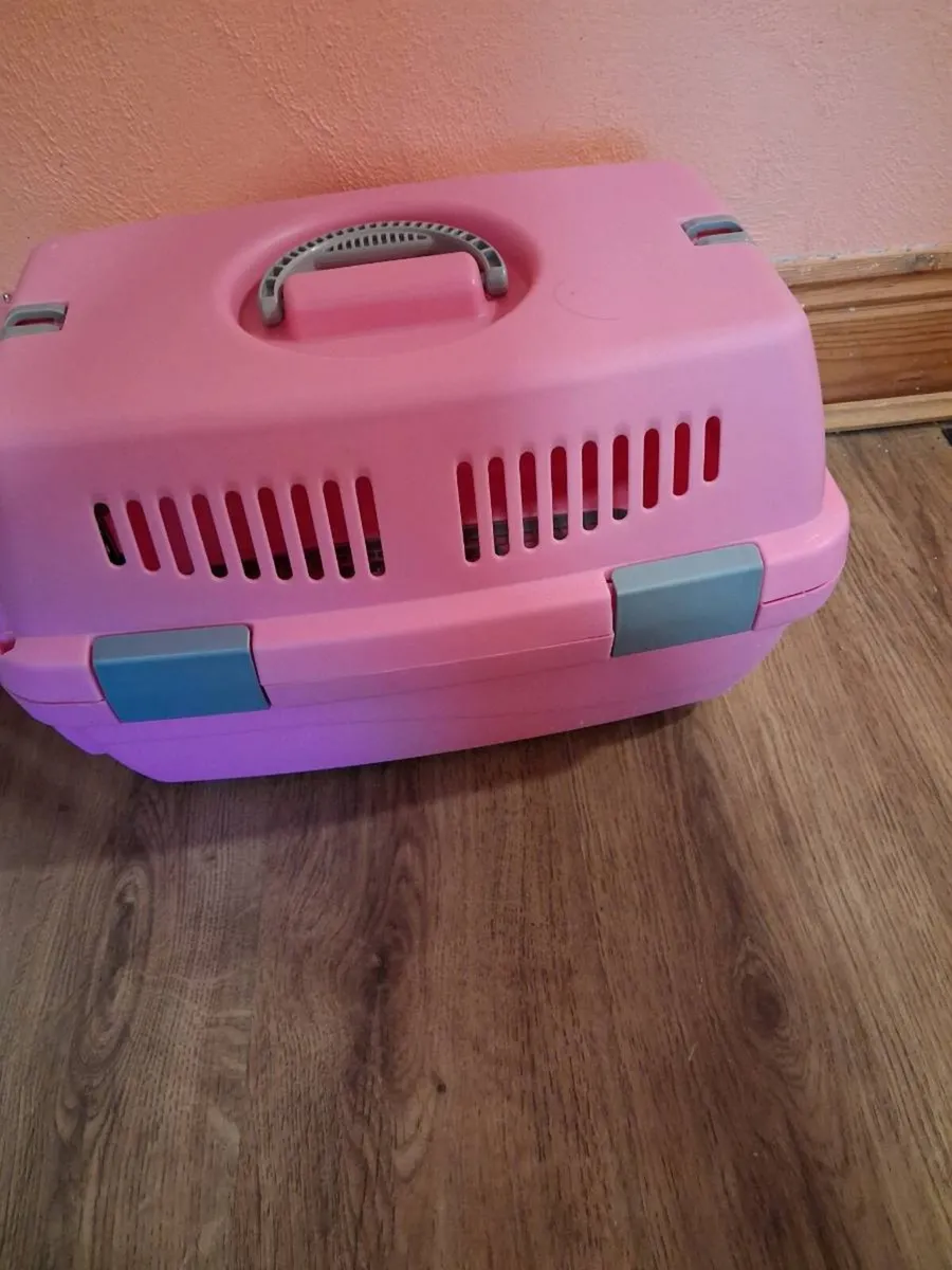 PET CARRIER - Image 1