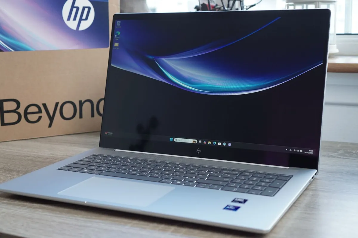 HP Envy 17.3" Touch | Ultra 7 155H | 512GB | 16GB - Image 1