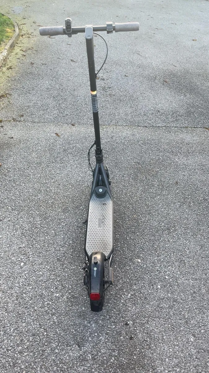  Ninebot KickScooter-F25E for sale - Image 3