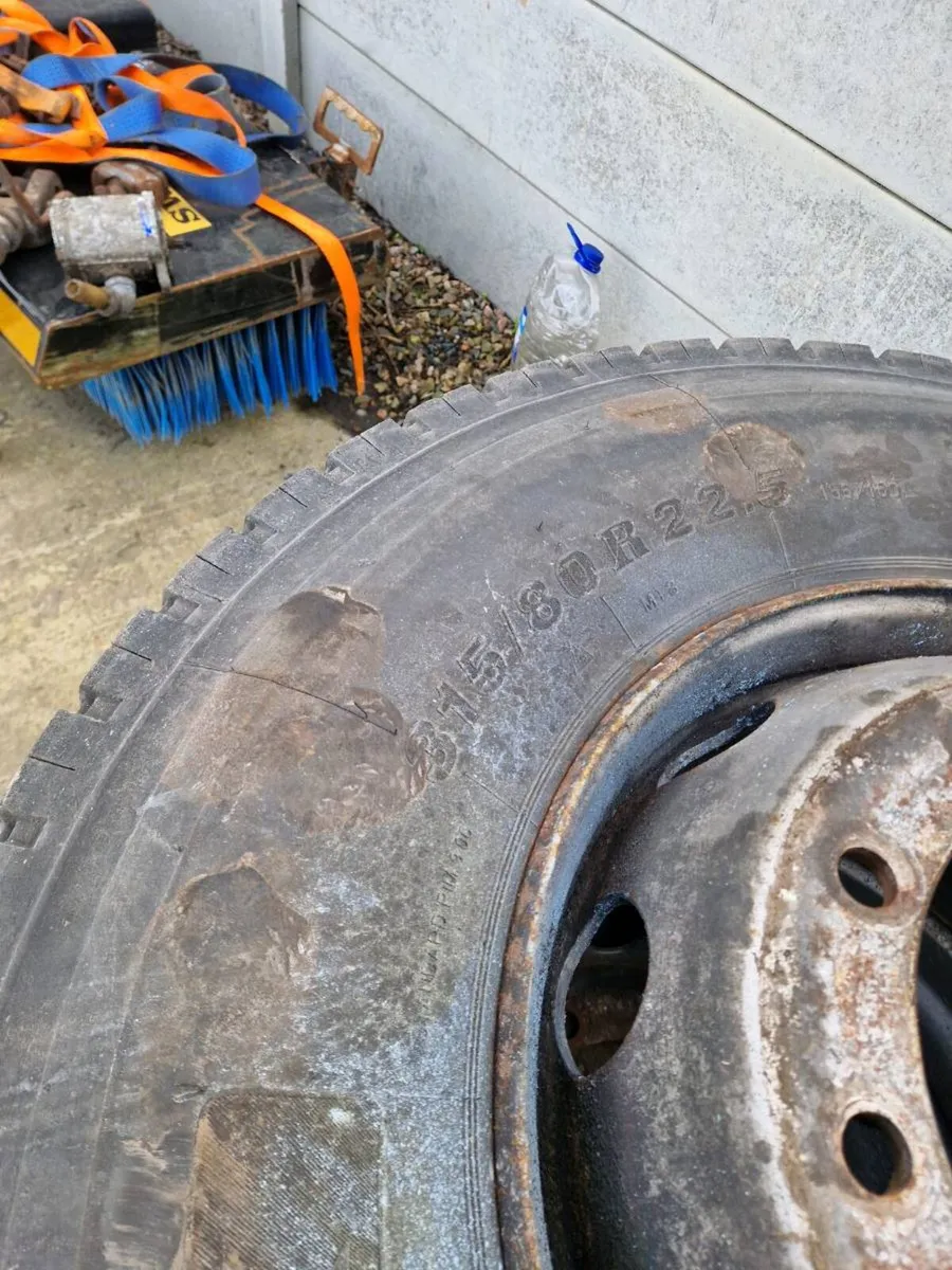 Truck wheels - Image 2