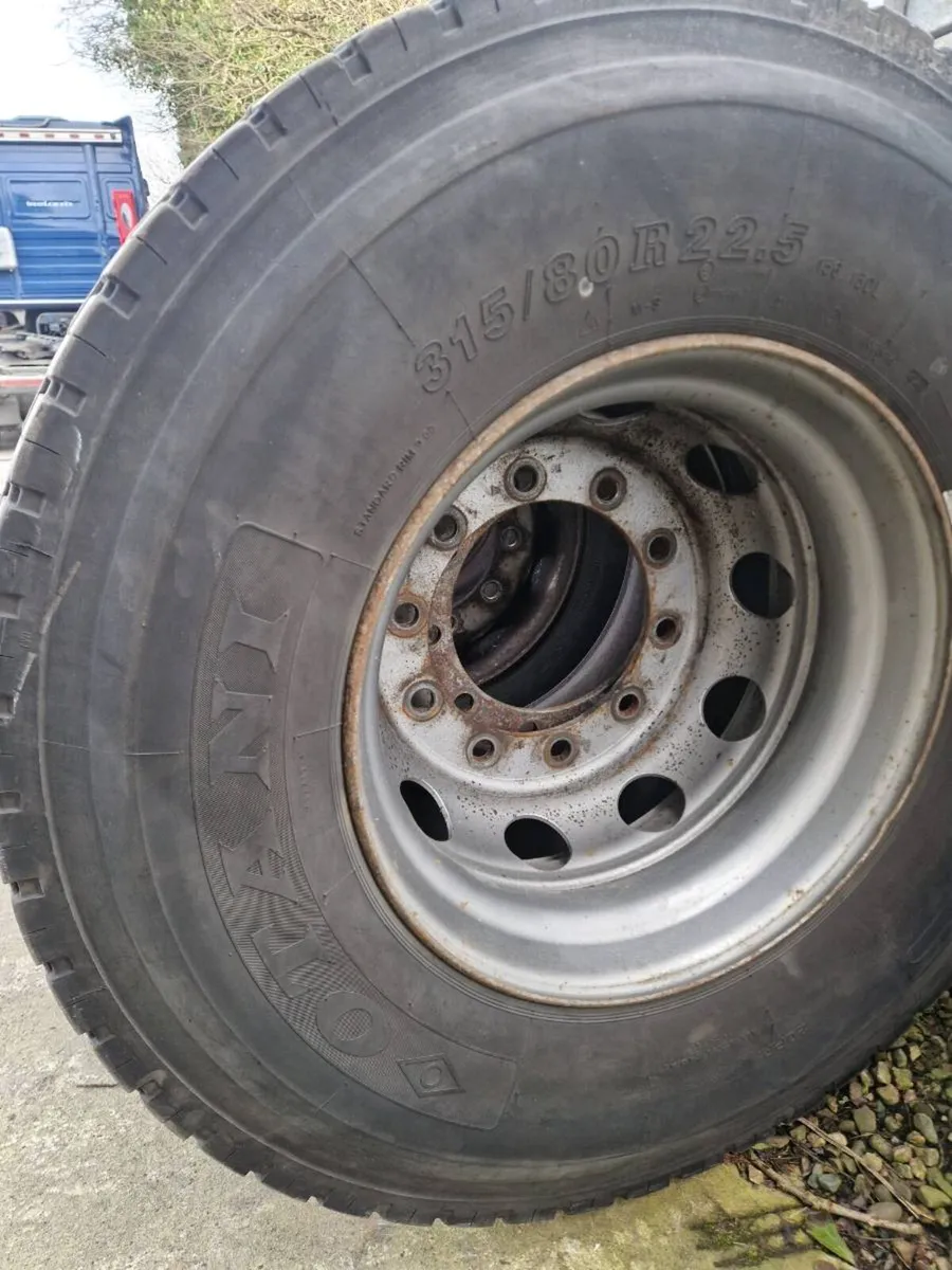 Truck wheels - Image 3