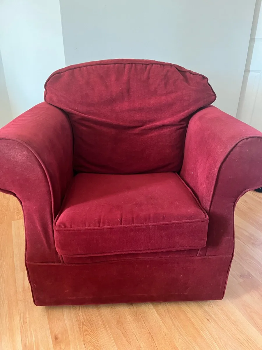 2 Red chairs - Image 2