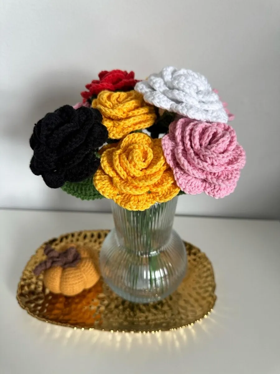 Crochet roses
