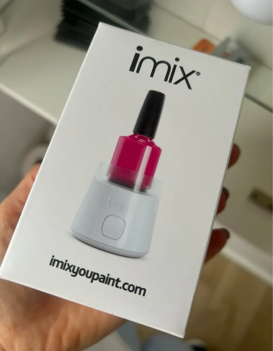 Nail tech closure - Image 4