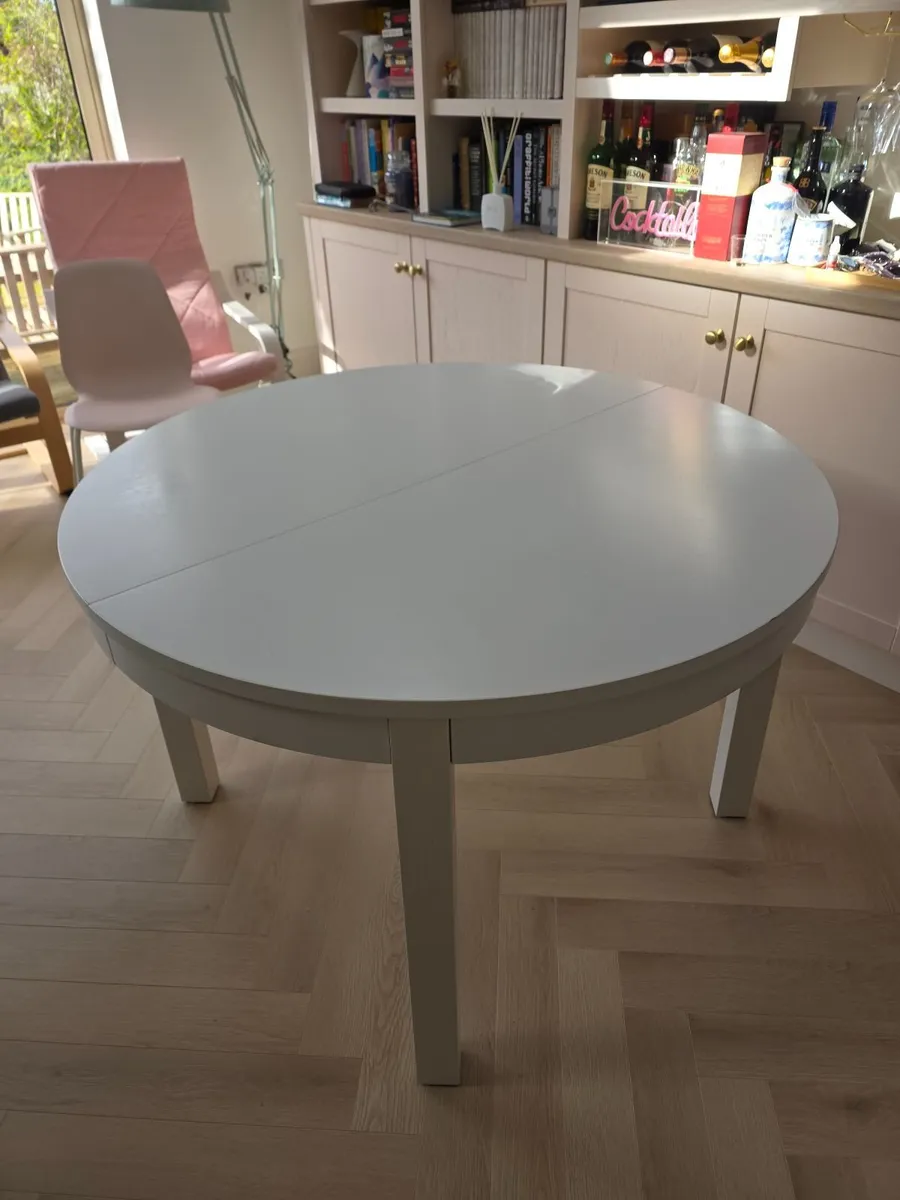 Extendable dining table - Image 2