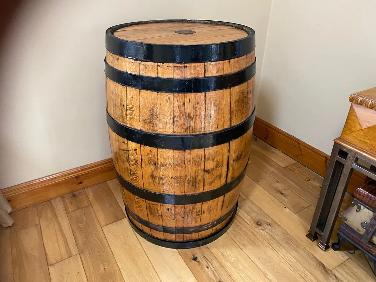 Whiskey barrel table - Image 1
