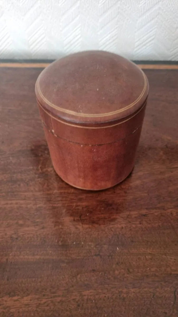 Vintage Handmade Italian Leather Box - Image 2