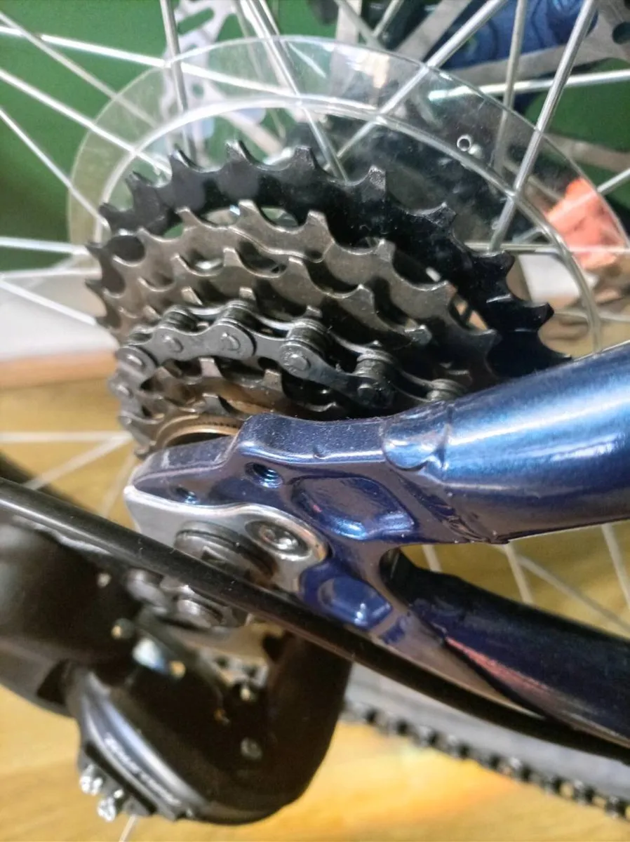 Apollo evade bike - Image 4