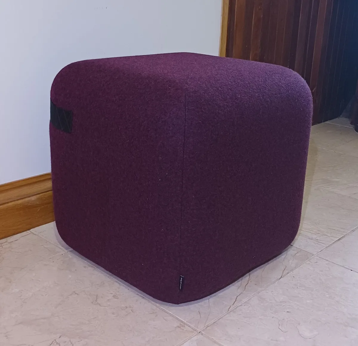 Viccarbe Season Pouf - Image 4