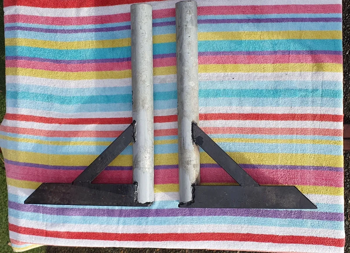 Gym equipment bars - Image 3