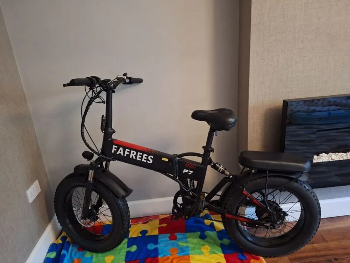 Electric bike (Fafrees F7) - Image 1