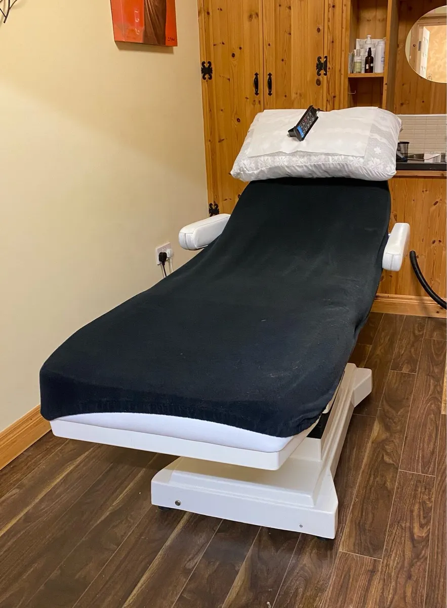 Hair and Beauty - Image 2