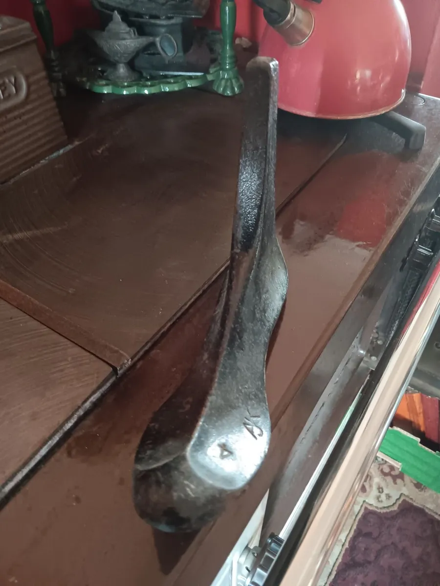 Cast iron shoe last - Image 1