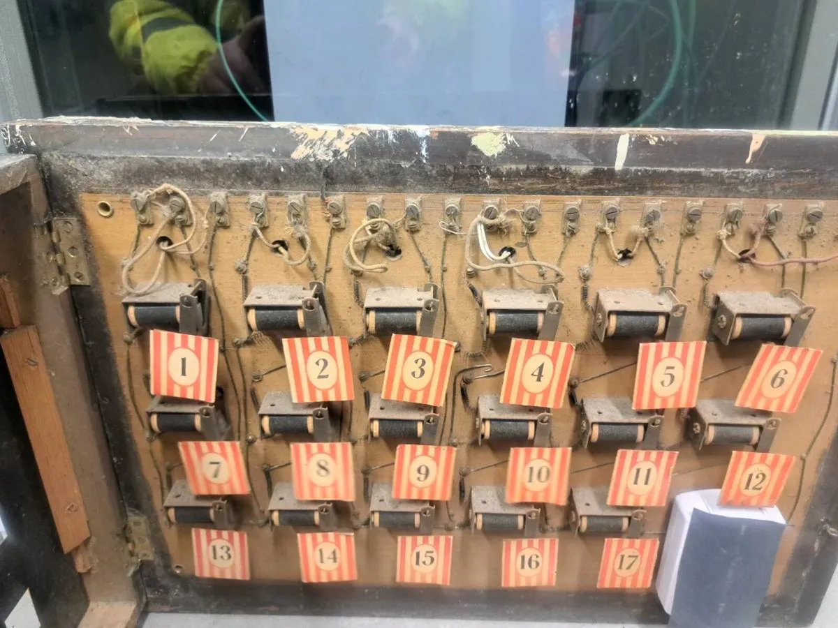 Old hospital bell - Image 4