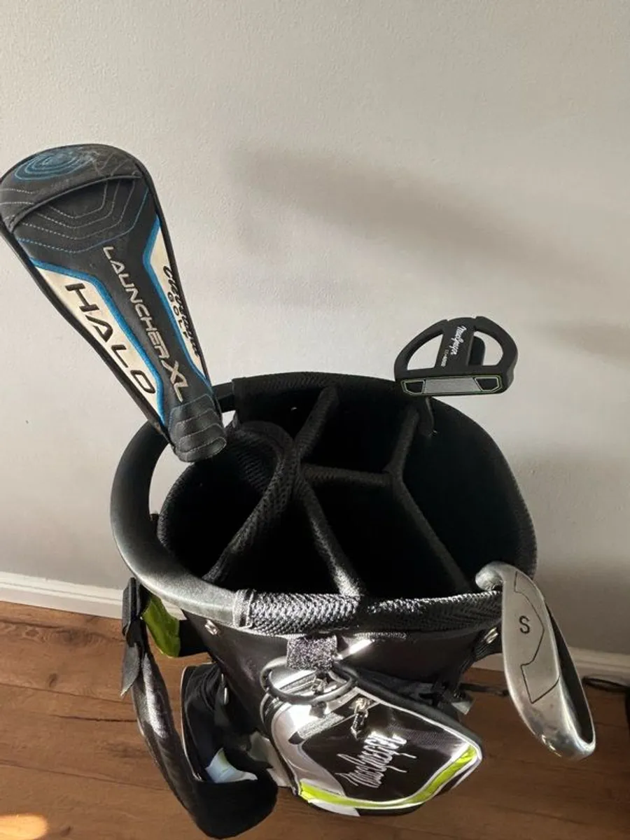 Clubs and bag - Image 2