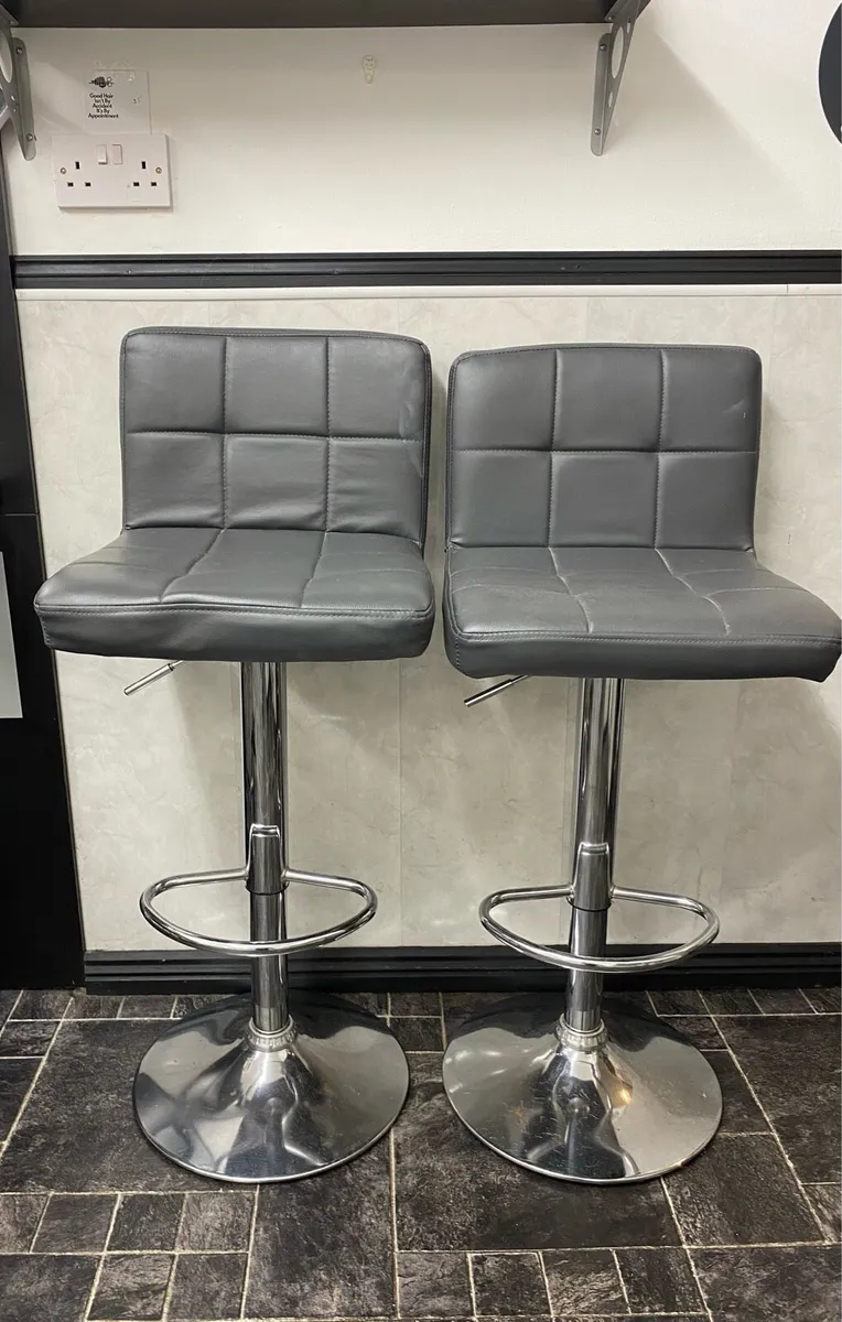 Hair salon furniture - Image 2
