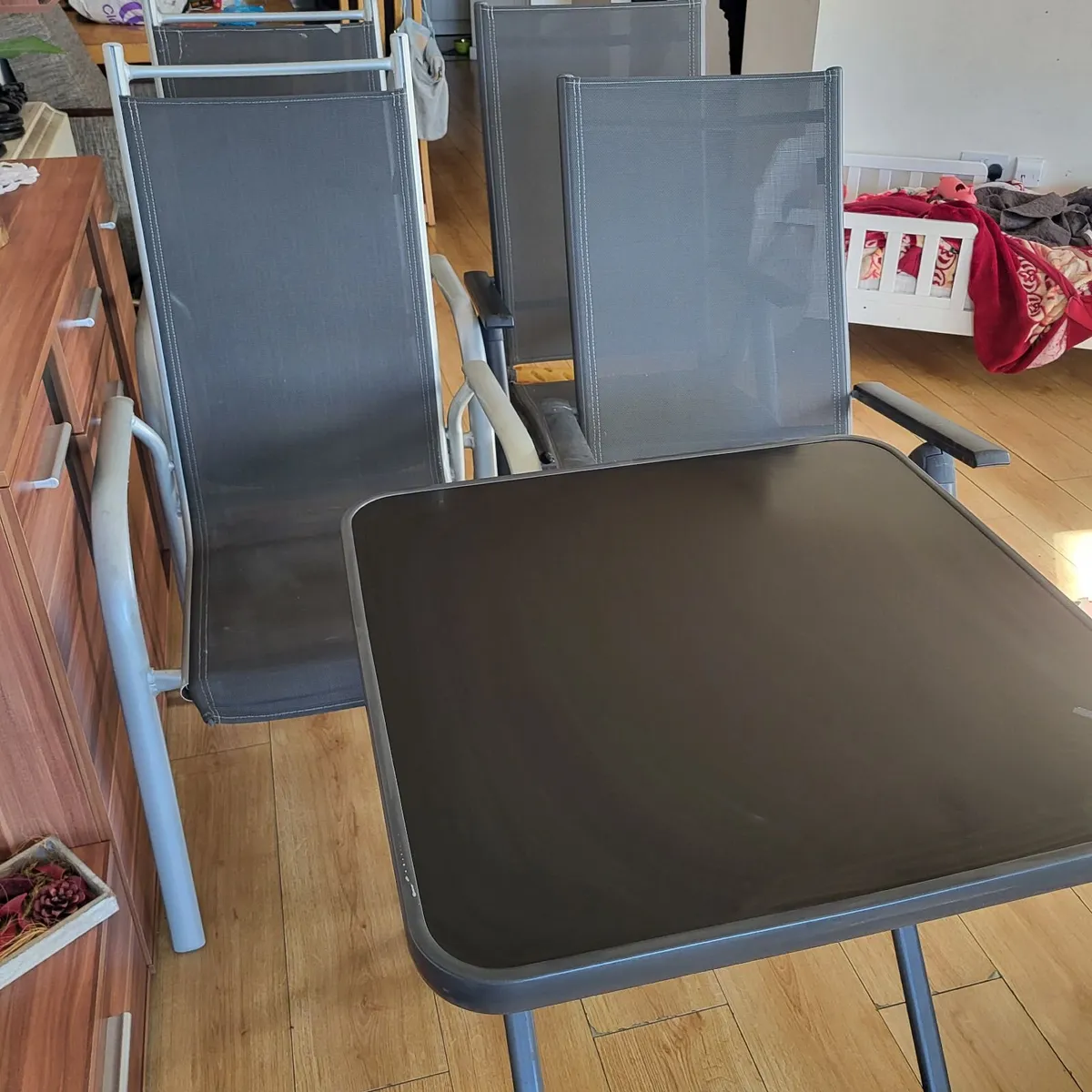 Garden furniture - Image 1